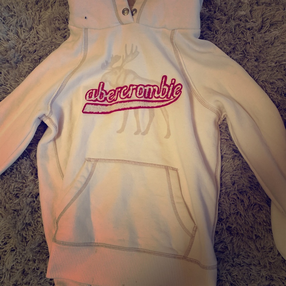 White Abercrombie hoodie